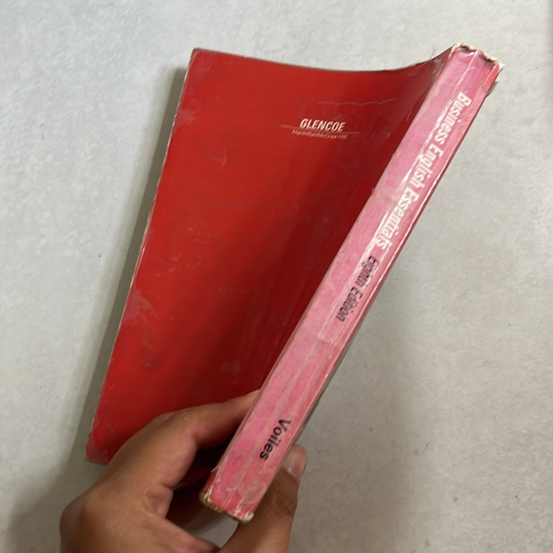 Business English Essentials — Price R.Voiles — 1993s 495716