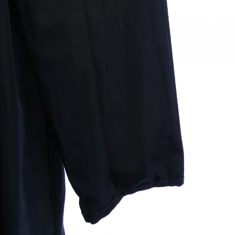 Áo khoác MONCLER OUTREMER 632766