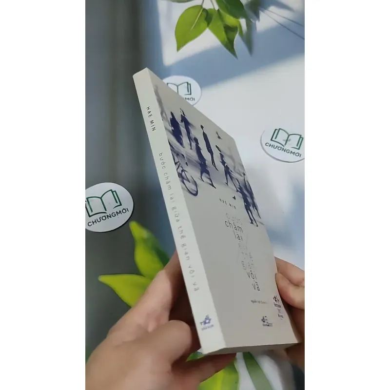 Bước Chậm Lại Giữa Thế Gian Vội Vã 705703