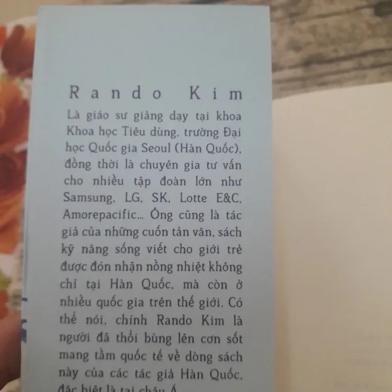 Tản văn- Thanh xuân nào không đau đớn, Tuổi trẻ nào không bão giông. Rando Kim- ĐH Seoul 753994