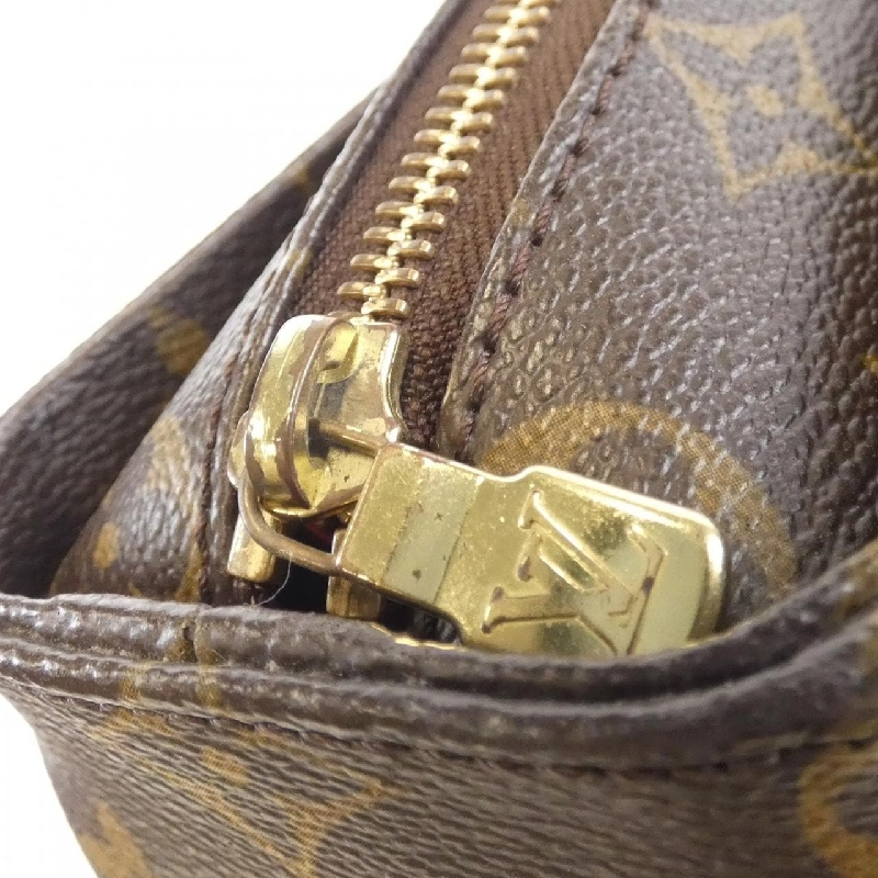 Túi Louis Vuitton Monogram Multiclutch M51162 614244