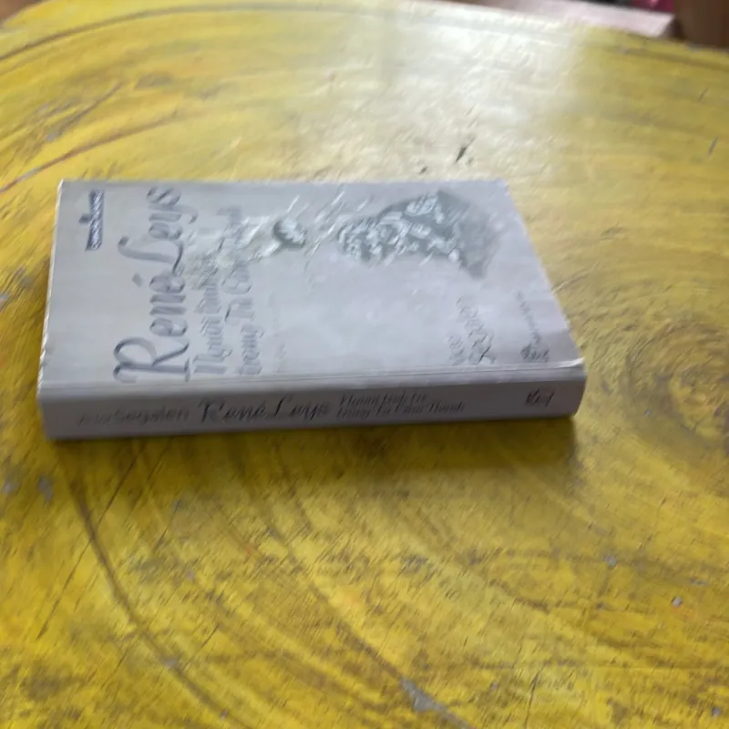 NGƯỜI TÌNH TRẺ TRONG TỬ CẤM THÀNH - RENE LEYS 937470