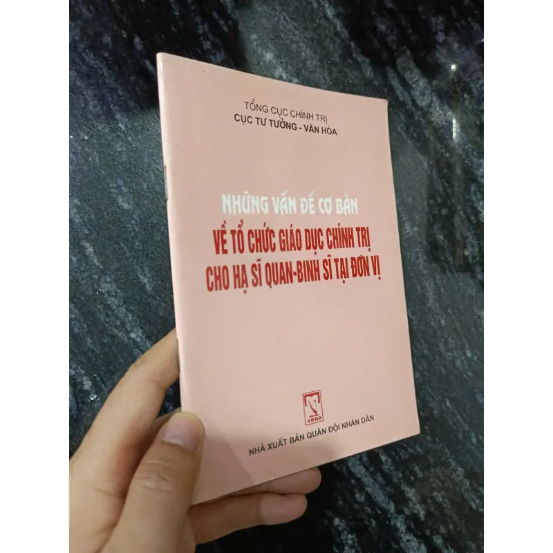 Những vấn đề cơ bản về tổ chức giáo dục chính trị cho Hạ sĩ quan - Binh sĩ tại đơn vị 1020897
