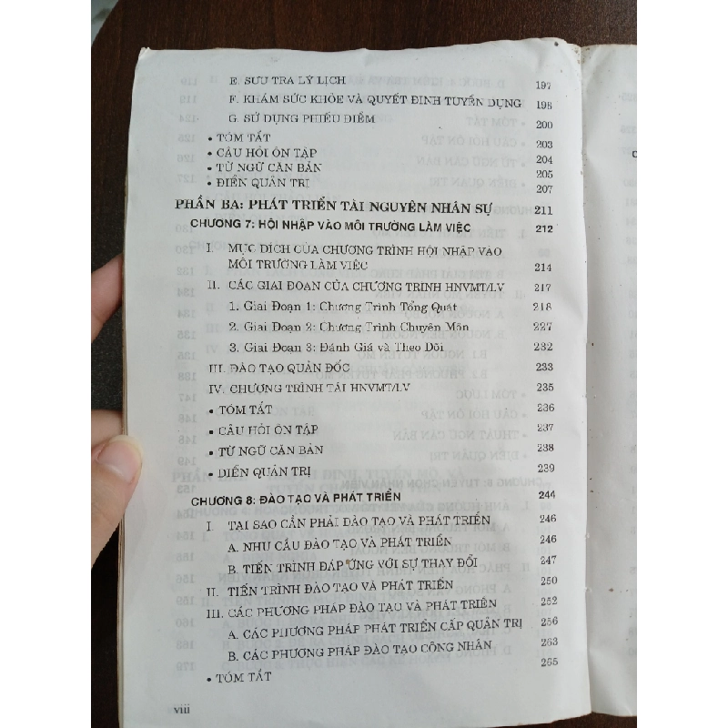 Quản trị nhân sự<br>Nguyễn Hữu Thân 539493