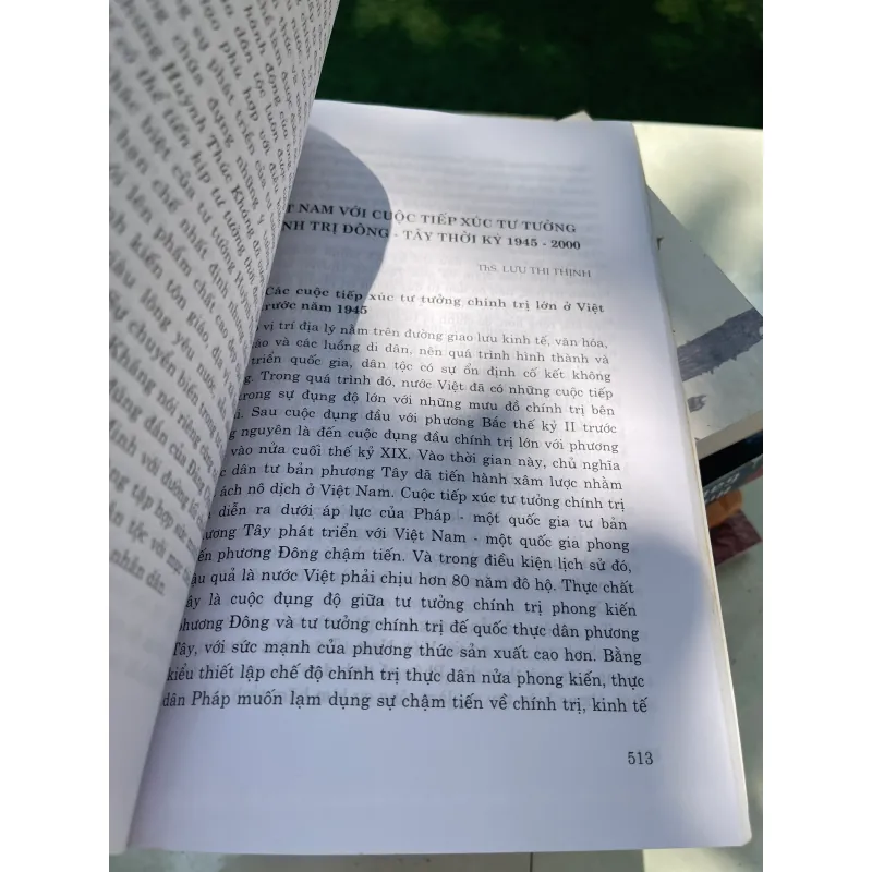 TRIẾT HỌC PHƯƠNG ĐÔNG VÀ PHƯƠNG TÂY: VẤN ĐỀ VÀ CÁCH TIẾP CẬN   1021424