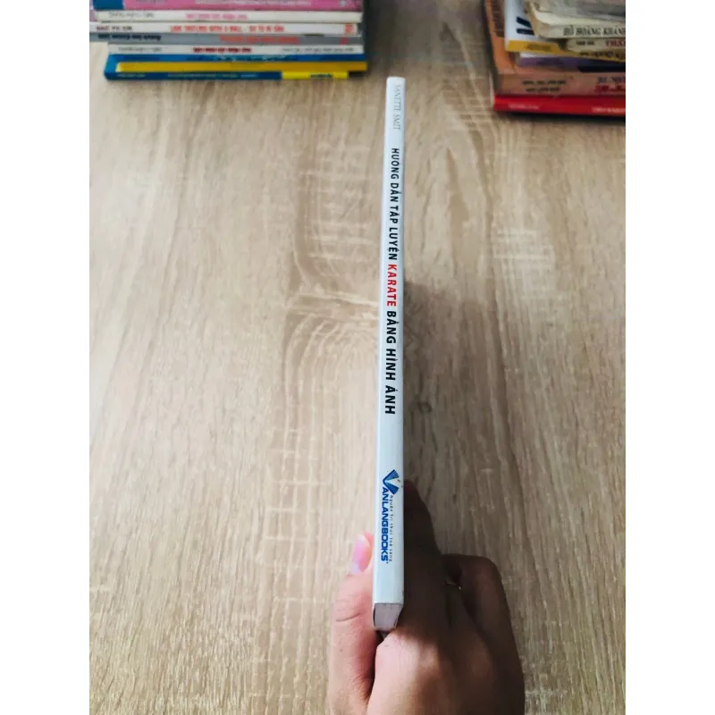 HƯỚNG DẪN TẬP LUYỆN KARATE  BẰNG HÌNH ẢNH  260294