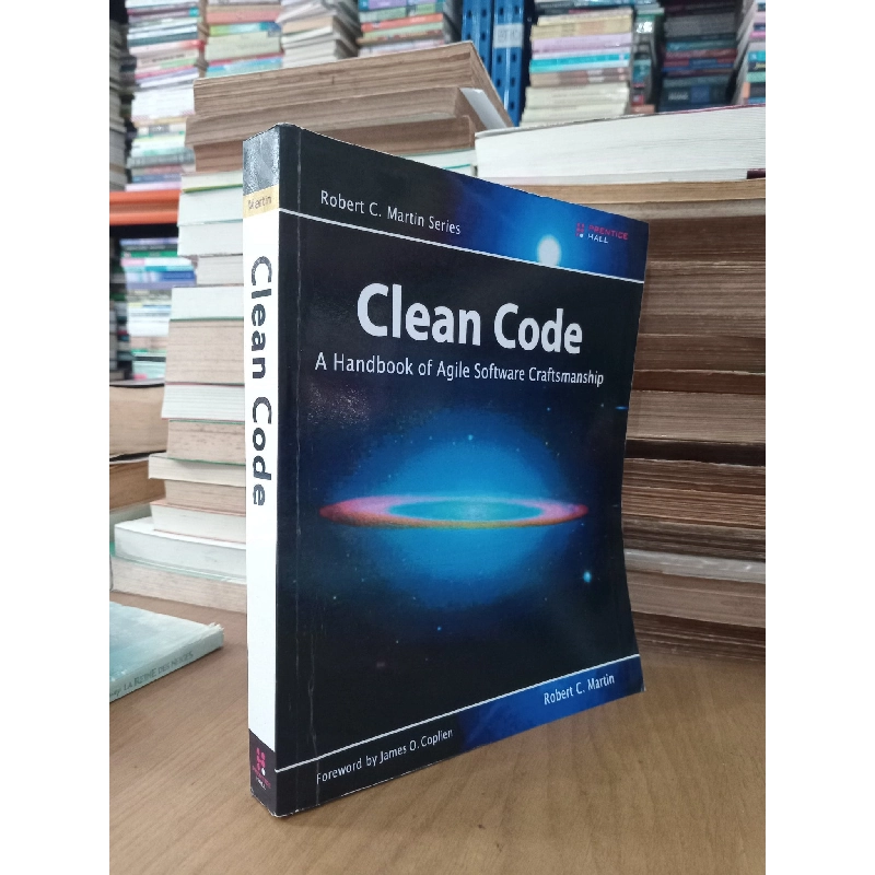 Clean Code: A Handbook of Agile Software Craftsmanship - Robert C. Martin Series 998361