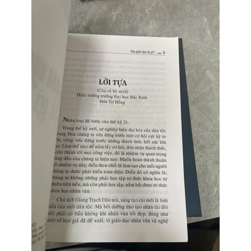 TÔN GIÁO HỌC LÀ GÌ - TRƯƠNG CHÍ CƯƠNG  1024696