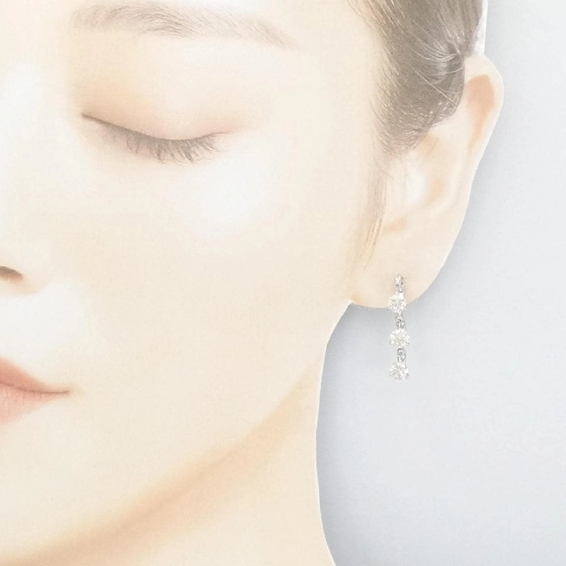 K18WG Bông tai kim cương ba viên 2.29CT - Hàng hiệu Chính hãng 871095