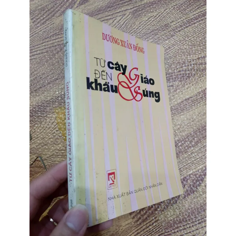 Từ Cây Giáo Đến Khẩu Súng 997237