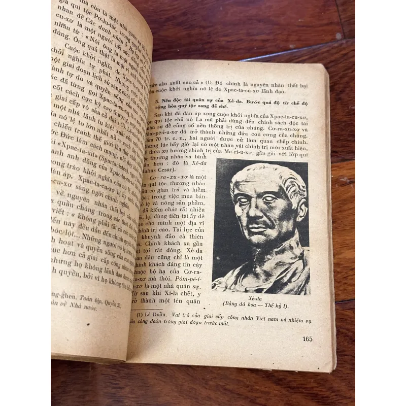 Lịch sử thế giới cổ đại (2 tập) 997810