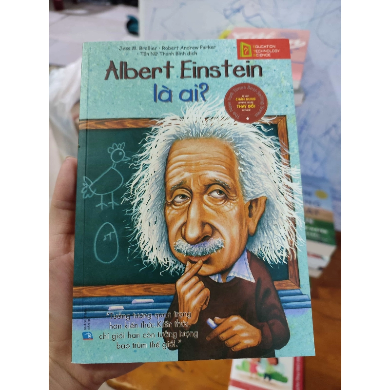 Albert Einstein là ai ? 341527