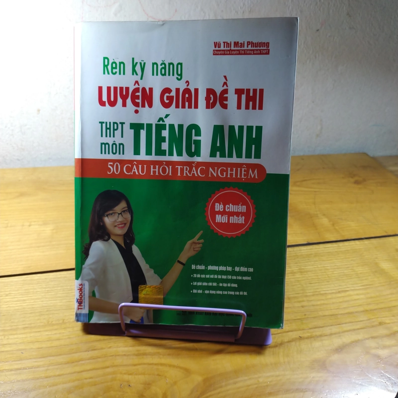 Rèn kĩ năng giải đề thi THPT môn Tiếng Anh 316667