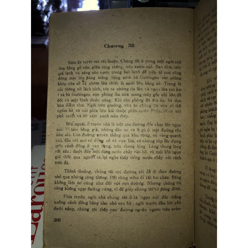 Giã từ vũ khí - E. He Ming Way 933478