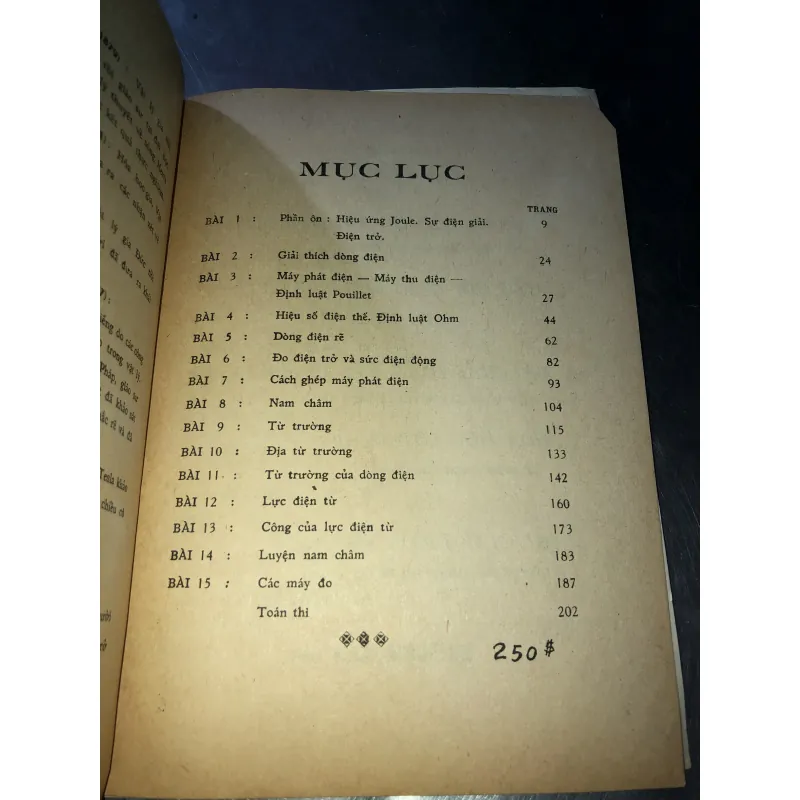 Giáo khoa và phương pháp giải toán điện học lớp 11AB - Nguyễn Trọng Thi 797495
