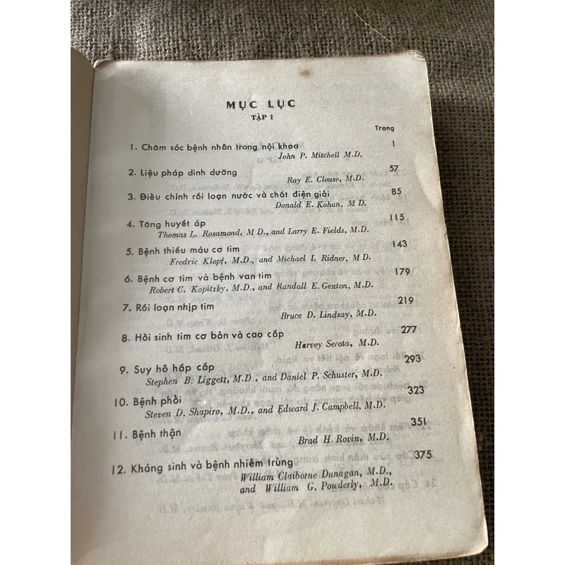 Khuỷu tay điều trị nội khoa - tài liệu dịch từ nước ngoài - 400 trang -1990 789627