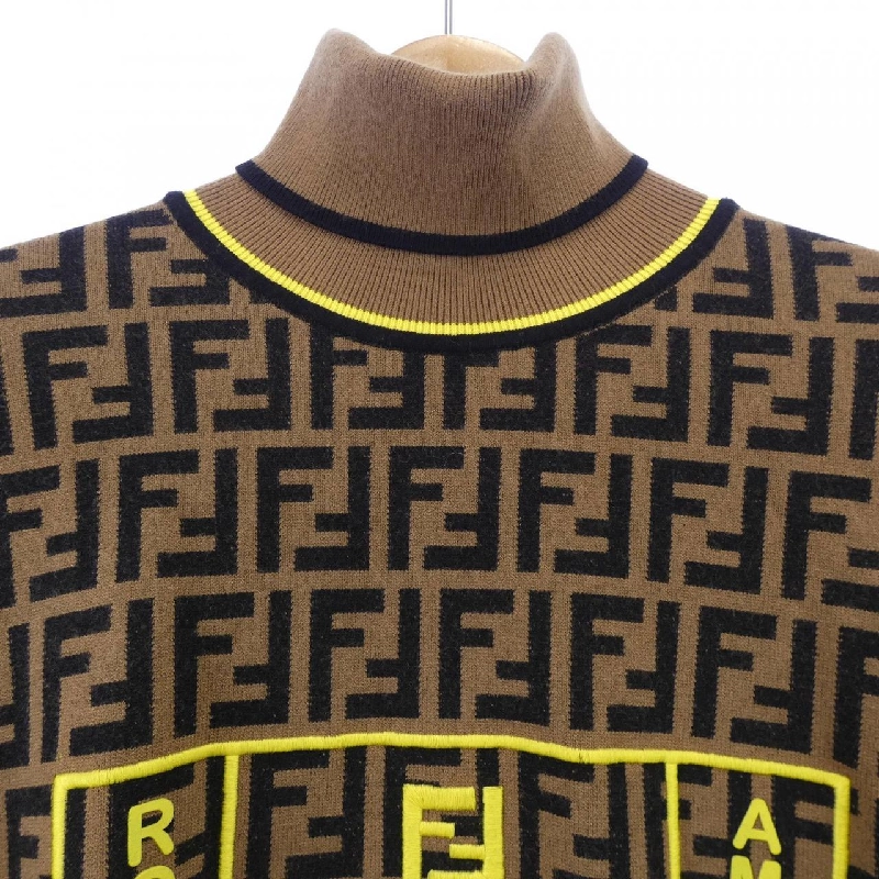 FENDI FZZ482 A8BJ Áo - Hàng hiệu Chính hãng 895893