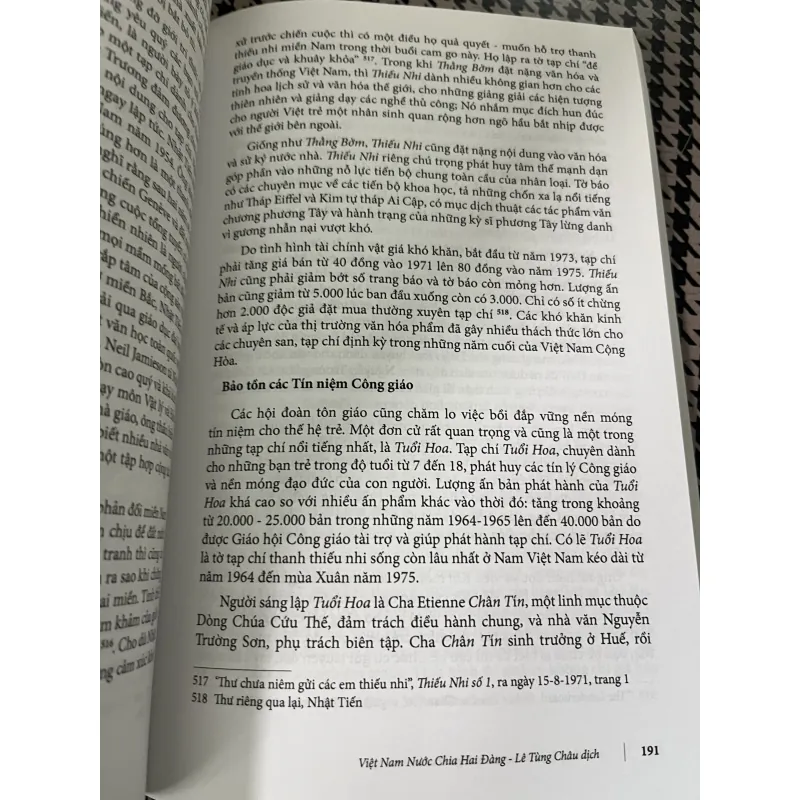 Việt Nam nước chia 2 đàng: chiến tranh và sự định hình giới trẻ 2 miền (Olga Dror)sách gốc 936739