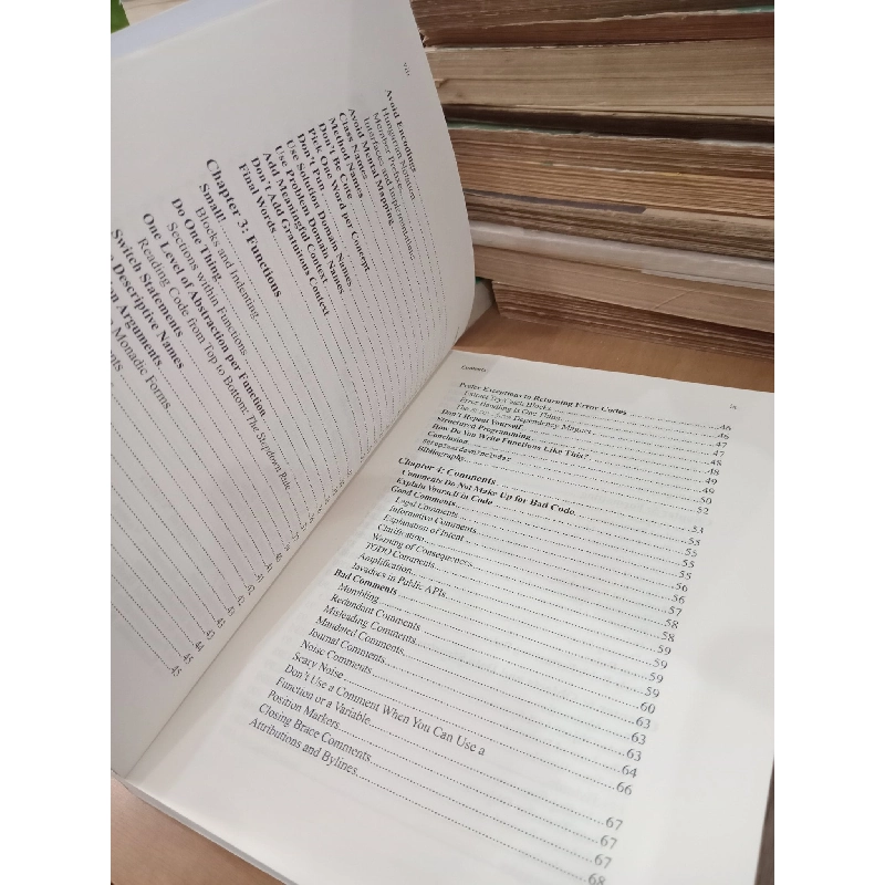 Clean Code: A Handbook of Agile Software Craftsmanship - Robert C. Martin Series 998361