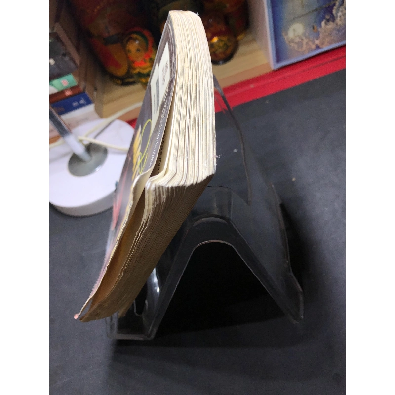 Vàng ở Matcova 2003 mới 65% ố bẩn rách gáy nhẹ Gerard De Viliers HPB0906 SÁCH VĂN HỌC 914972