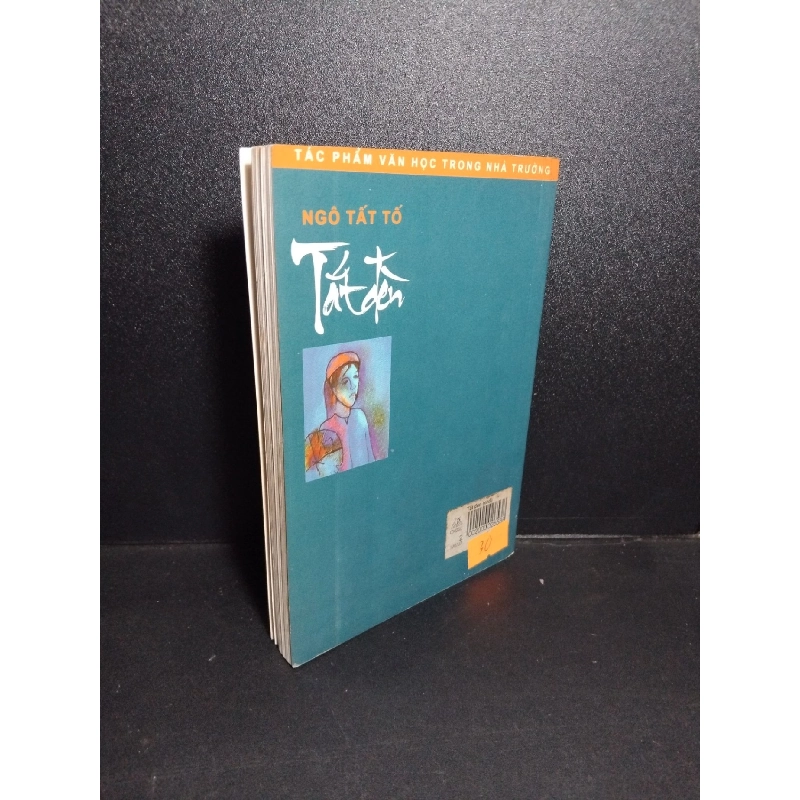 Tắt đèn khổ nhỏ mới 80% ố ẩm nhẹ 2005 HCM1001 Ngô Tất Tố VĂN HỌC 918563