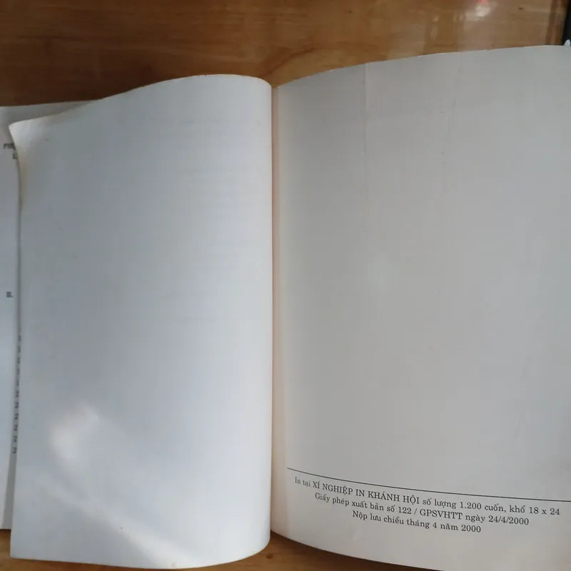 Đặc Khảo Về Hát Sắc Bùa (Xb 2000) 726128