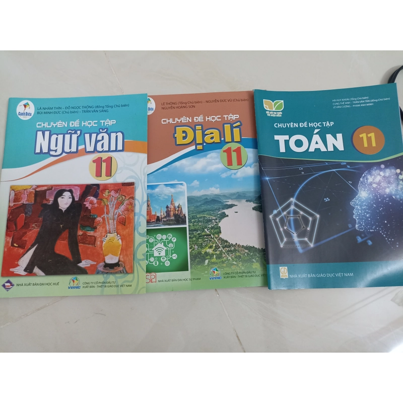 Combo 3 sách chuyên đề lớp 11 chuyên đề toán chuyên đề địa chuyên đề văn 460742