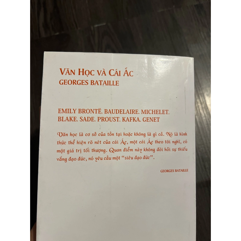 Văn học và cái ác - G. Bataille 292384