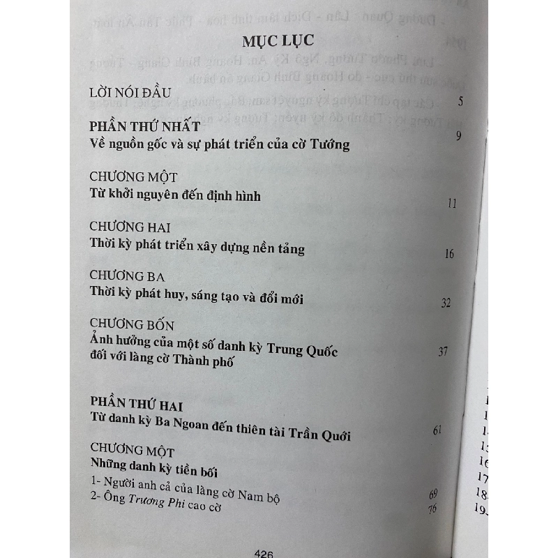 Kể chuyện cờ tướng- từ danh kỳ Nguyễn Văn Ngoan đến thiên tài Trần Quới (bìa cưng)- sách mới 85% 784097