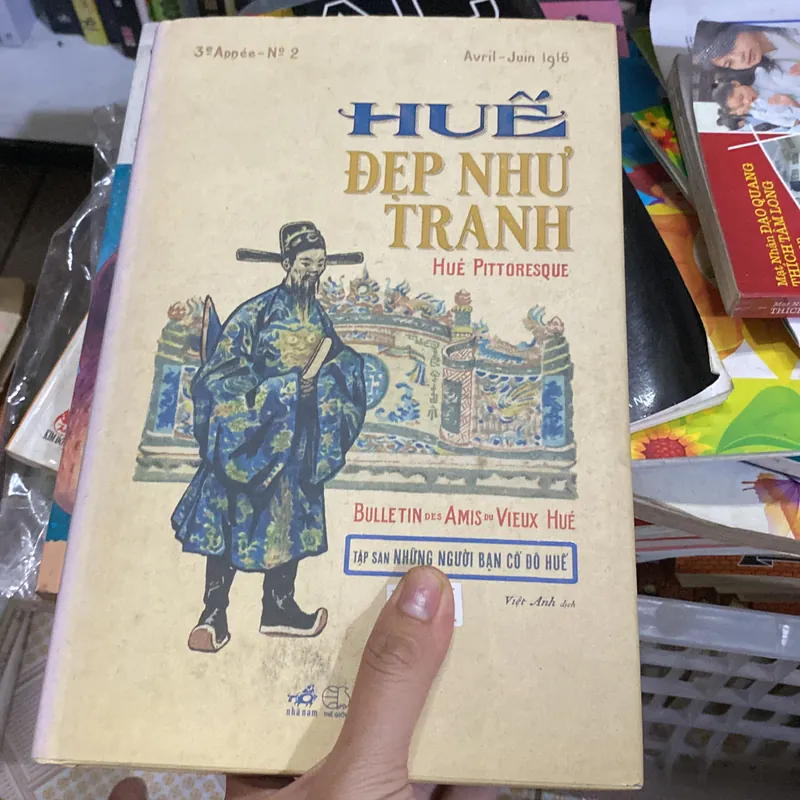 Huế đẹp như tranh bia cứng 567912