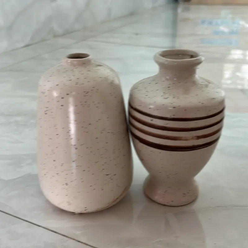 Lọ hoa gốm mini 1026730