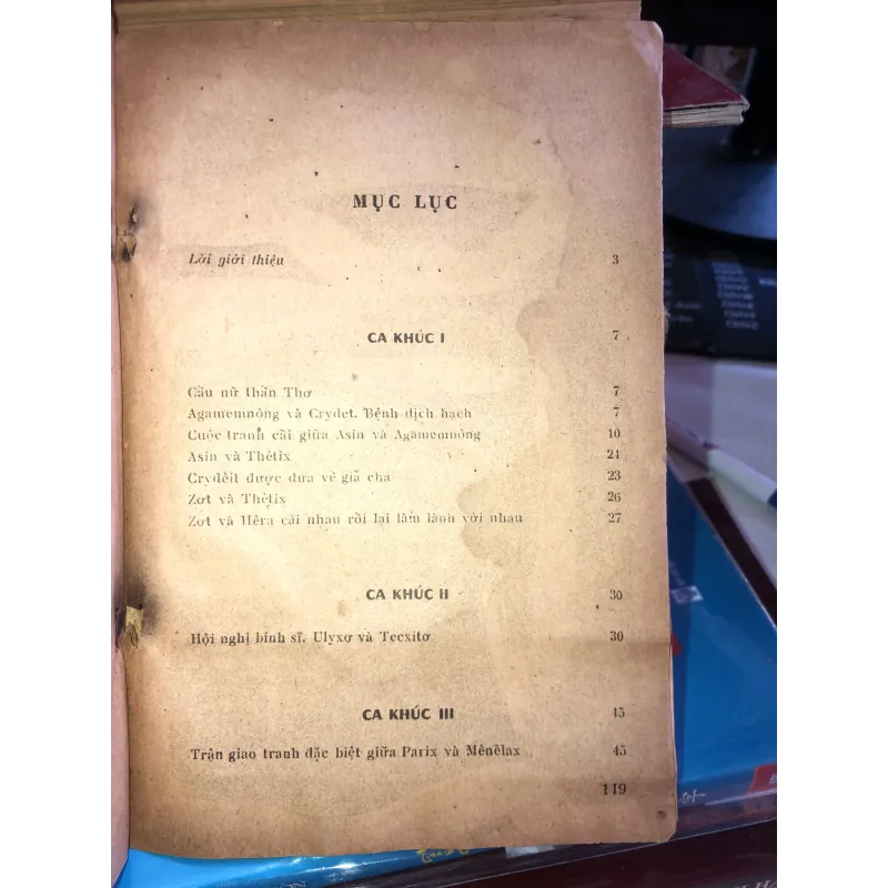 Iliat - Hômerơ 1020547