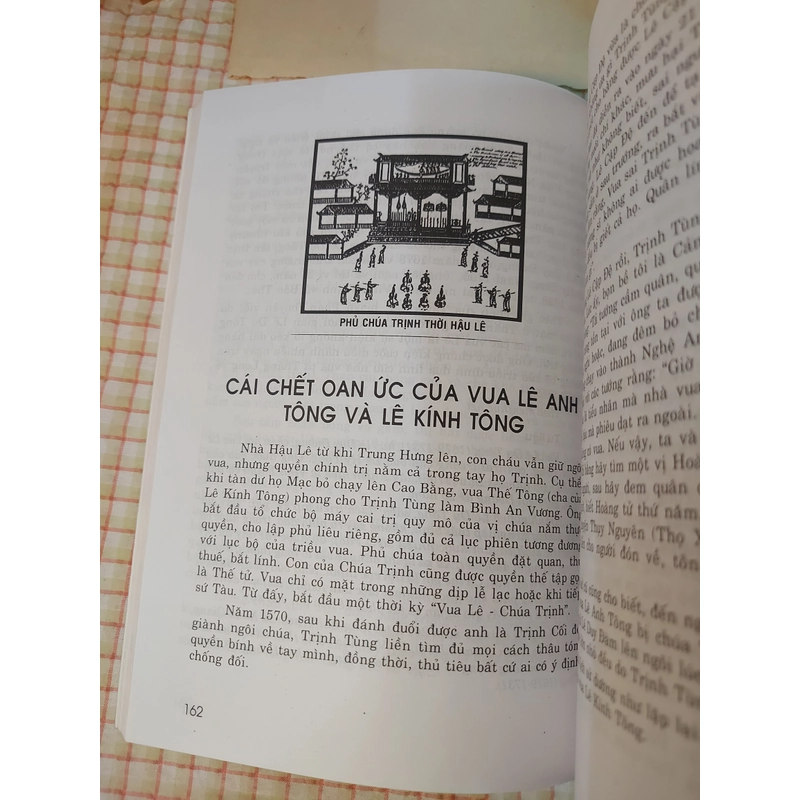 LÊ TRIỀU BÍ SỬ - NHỮNG ẨN SỐ KÌ LẠ 472353