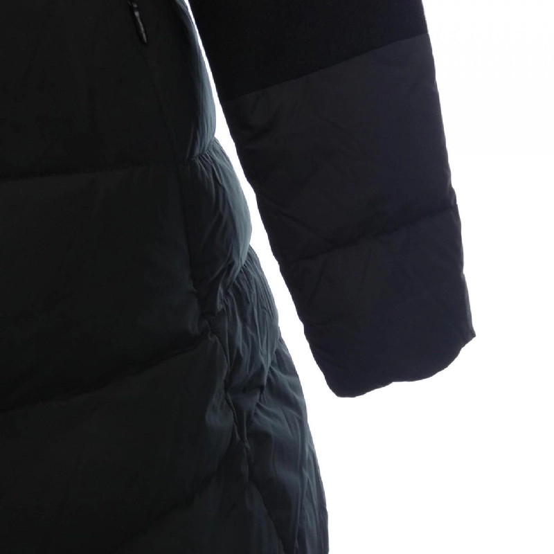 【Mã giảm giá】Áo khoác lông vũ Herno 638447