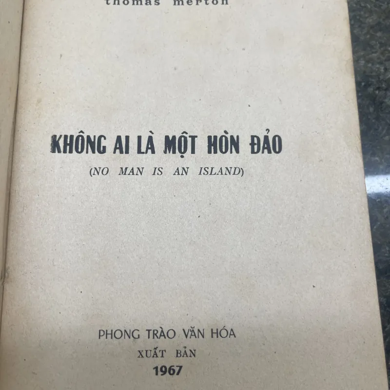 Không ai là một hòn đảo Thomas Merton Bộ 2 tập xb 1967 732535