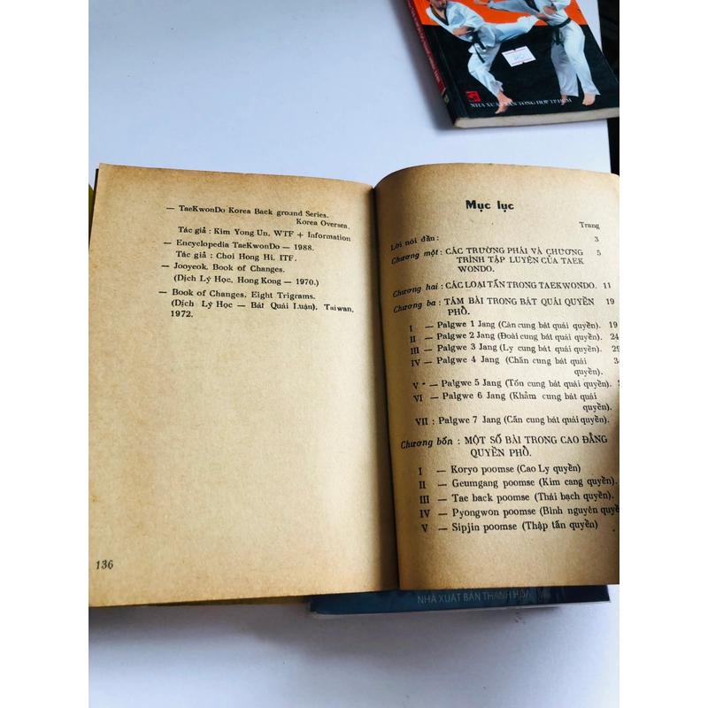 📚 SÁCH VỀ TAEKWONDO 542459