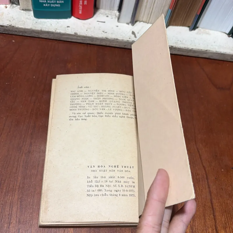 II Sách Xưa: Văn Hoá Nghệ Thuật - Việt Nam Dân Chủ Cộng Hoà 30 Năm - 1975 751392