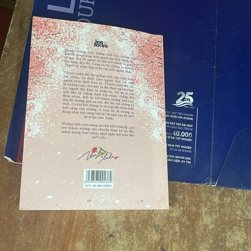 THANH XUÂN AI ĐỢI AI- LABU 478135