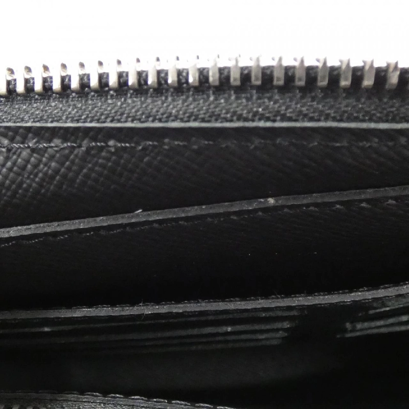 Ví Louis Vuitton Taiga Zippy XL M44275 622368