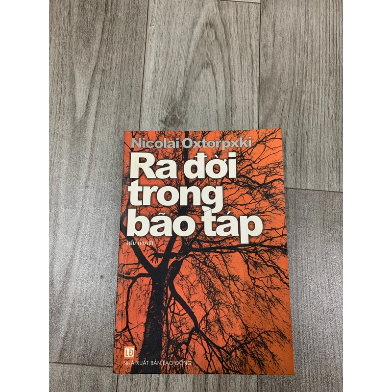 Ra đời trong bão táp - Nicolai Oxtorpxki. 1b4 518964