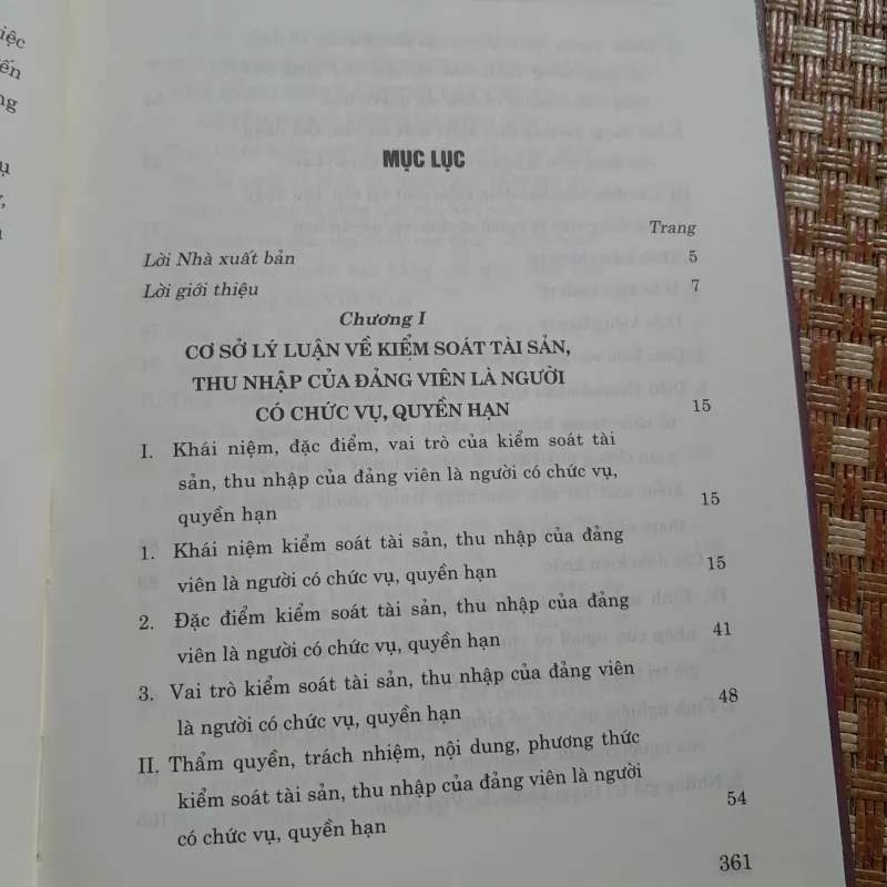 KIỂM SOÁT TÀI SẢN THU NHẬP CỦA ĐẢNG VIÊN... 761494