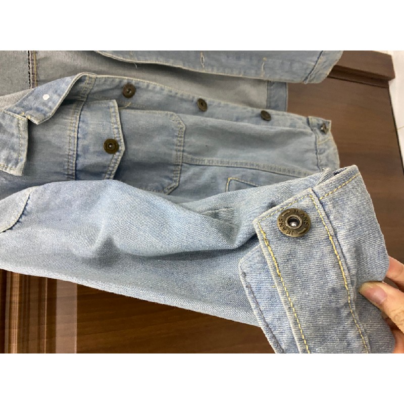 Áo khoác denim bò  7477