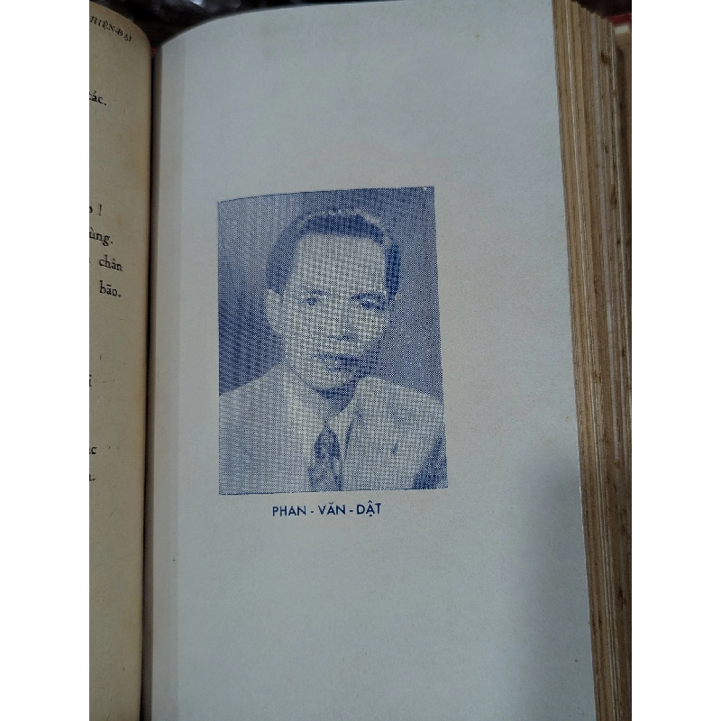Thi nhân việt nam hiện đại - Phạm Thanh 434869