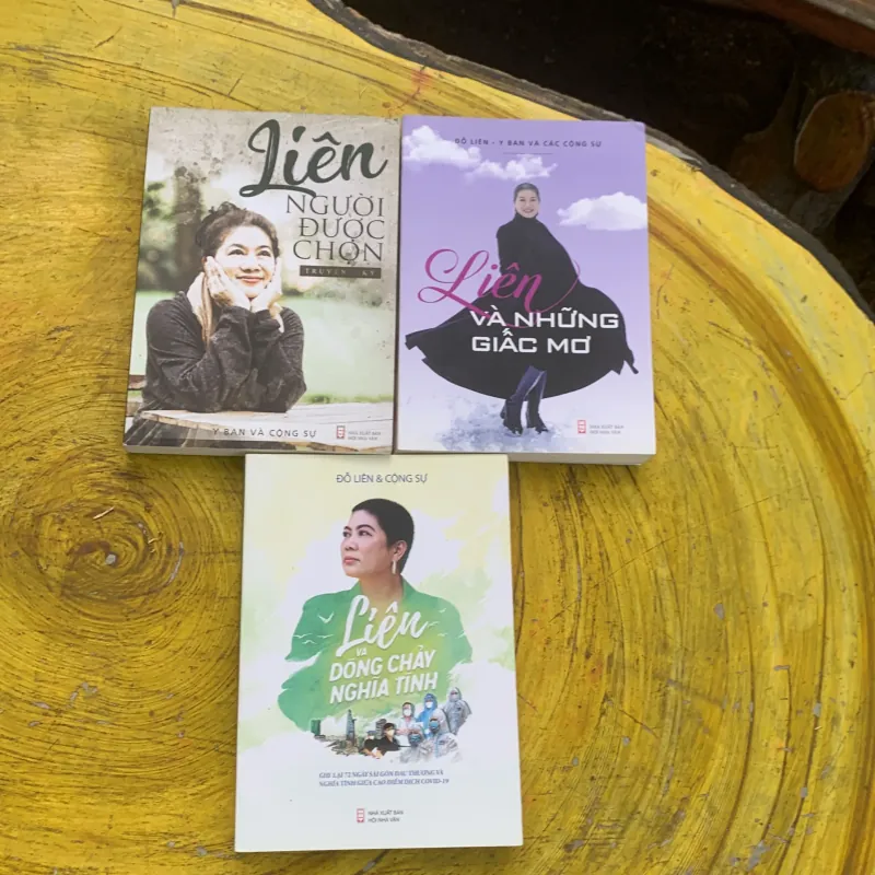 LIÊN NGƯỜI ĐƯỢC CHỌN TRUYỆN KÝ full 3 tập - Y BAN VÀ CỘNG SỰ 759852