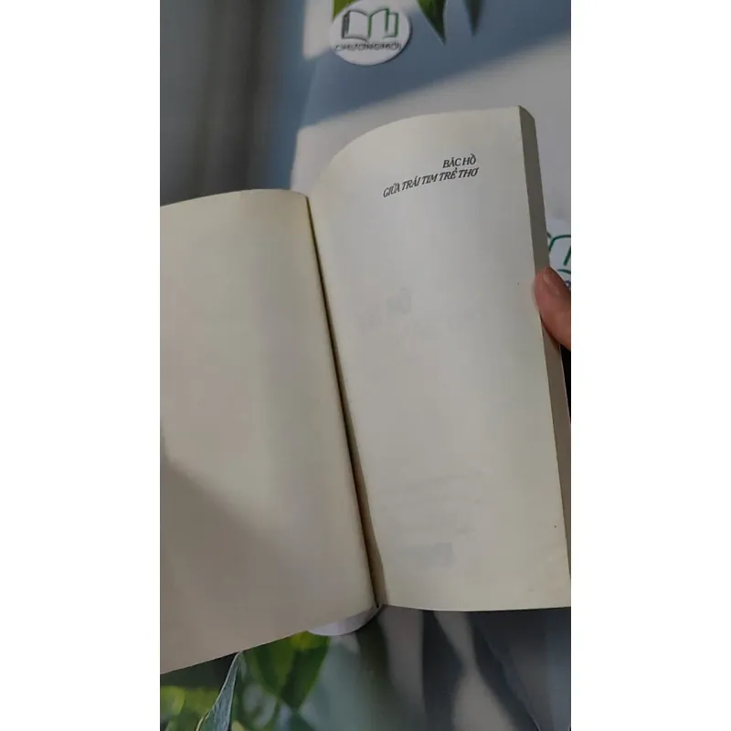 Bác Hồ Giữa Trái Tim Trẻ Thơ 928553