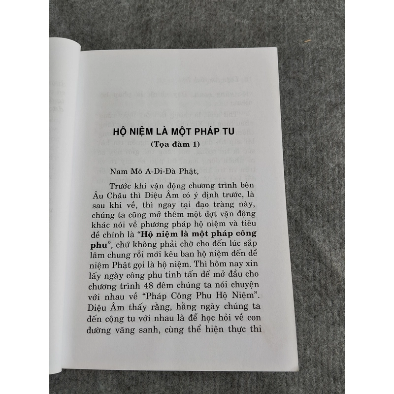 HỘ NIỆM LÀ MỘT PHÁP TU 549087