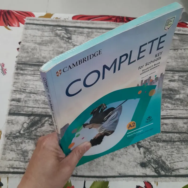 CAMBRIDGE EXAM-COMPLETE key for Schools studen book 2nd A2 2020 738506