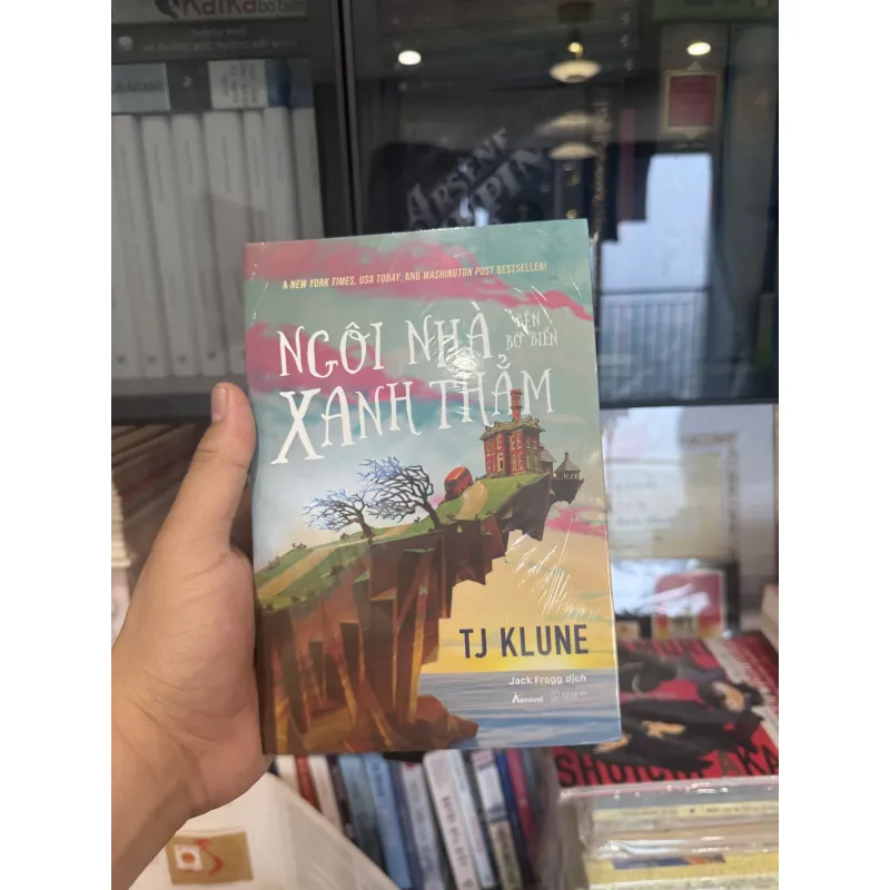 Ngôi nhà xanh thẳm bên bờ biển  1009739