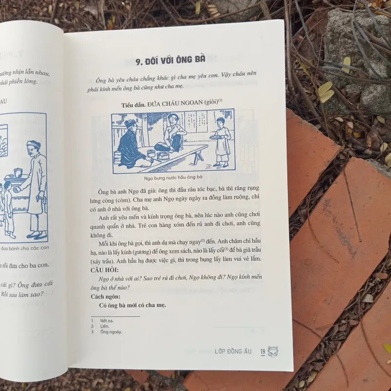 Luân lý giáo khoa thư 1008986