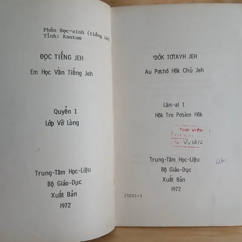 Đọc Tiếng Jeh, Học Vần Tiếng Jeh (ʼDŏk tơtayh Jeh, Au Pơchŏ Hŏk Chù Jeh) Xb 1972 695588